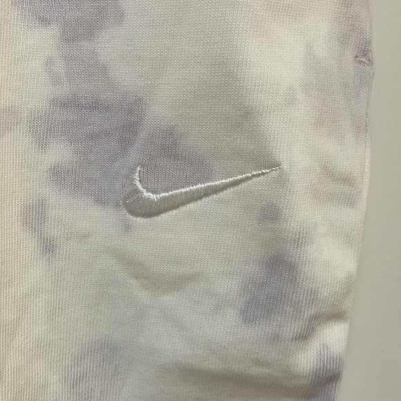 Nike Casual Athletic/Athleisure/Beach Shorts, NWT! - Picture 2 of 10